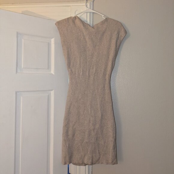 Aritzia Dresses & Skirts - Aritzia Sweater Dress
